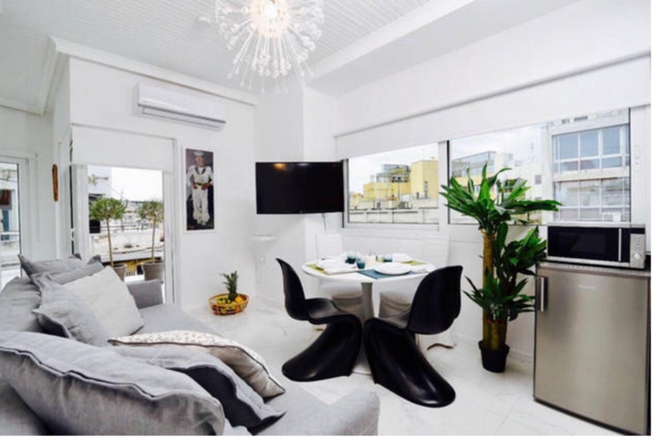 A Diamont In The Center Of Athens Apartamento Exterior foto